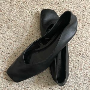 Black Zara ballet flats